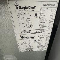 Magic Chef Refrigerator/Freezer Combo image 1